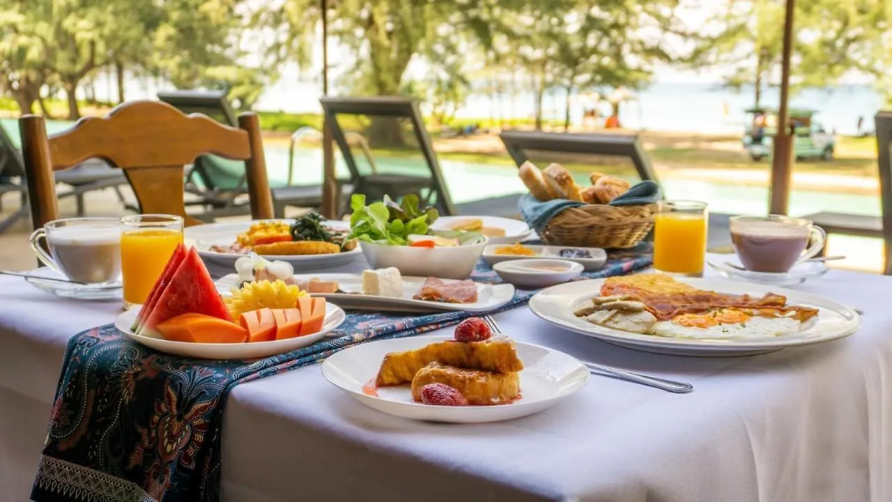 Coriacea Beachfront Boutique Phuket Resort - Sha Plus Mai Khao Hotel